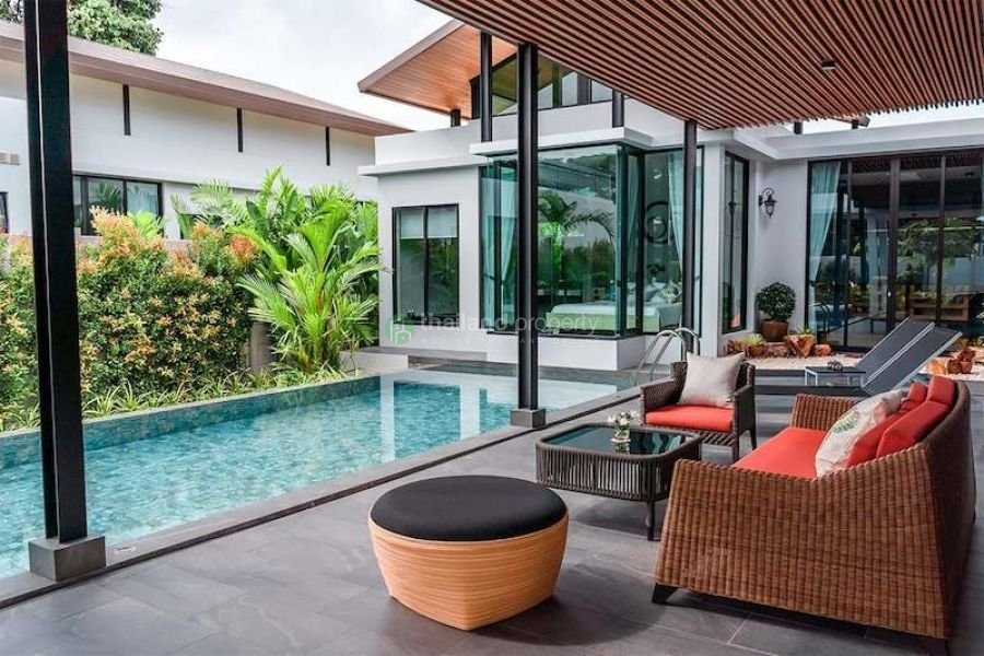 Luxury pool villa with 4 Bedrooms